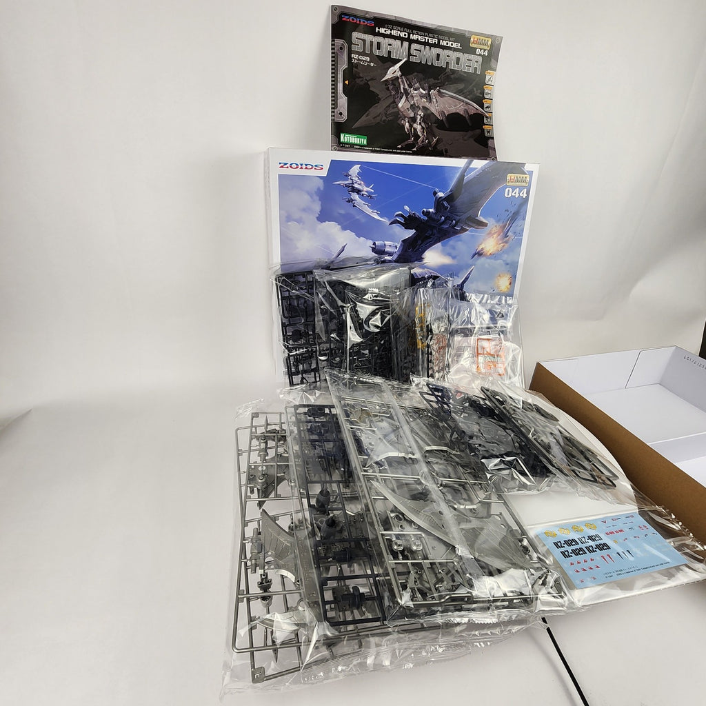 Kotobukiya Zoids HMM 044 RZ-029 Storm Sworder 1/72 Model Kit New Sealed