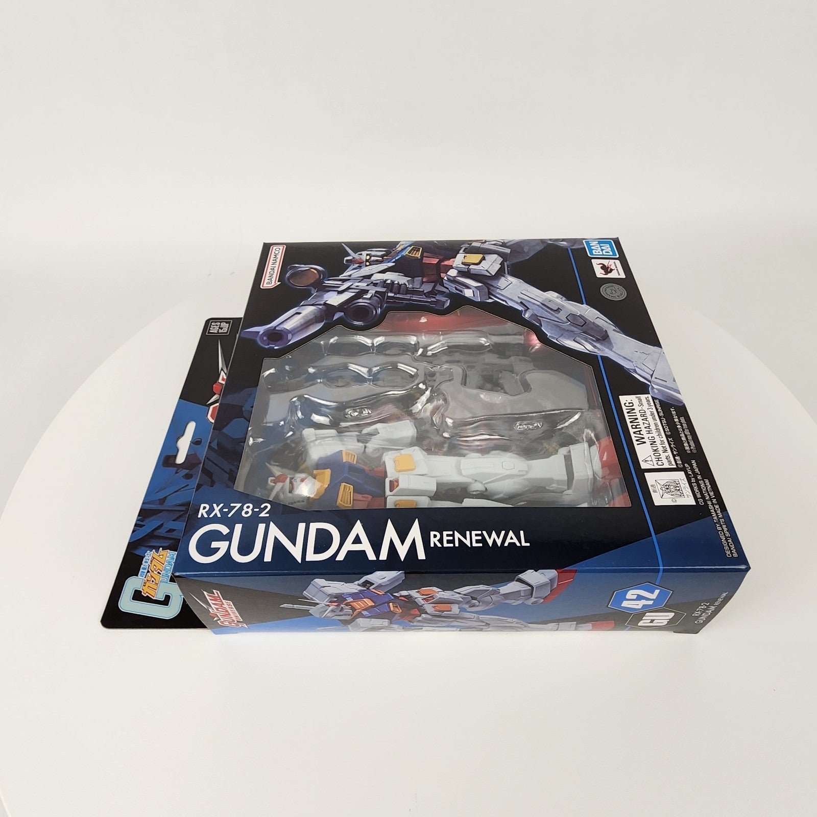 Bandai Gundam Universe RX-78-2 Renewal GU-42 6" Action Figure