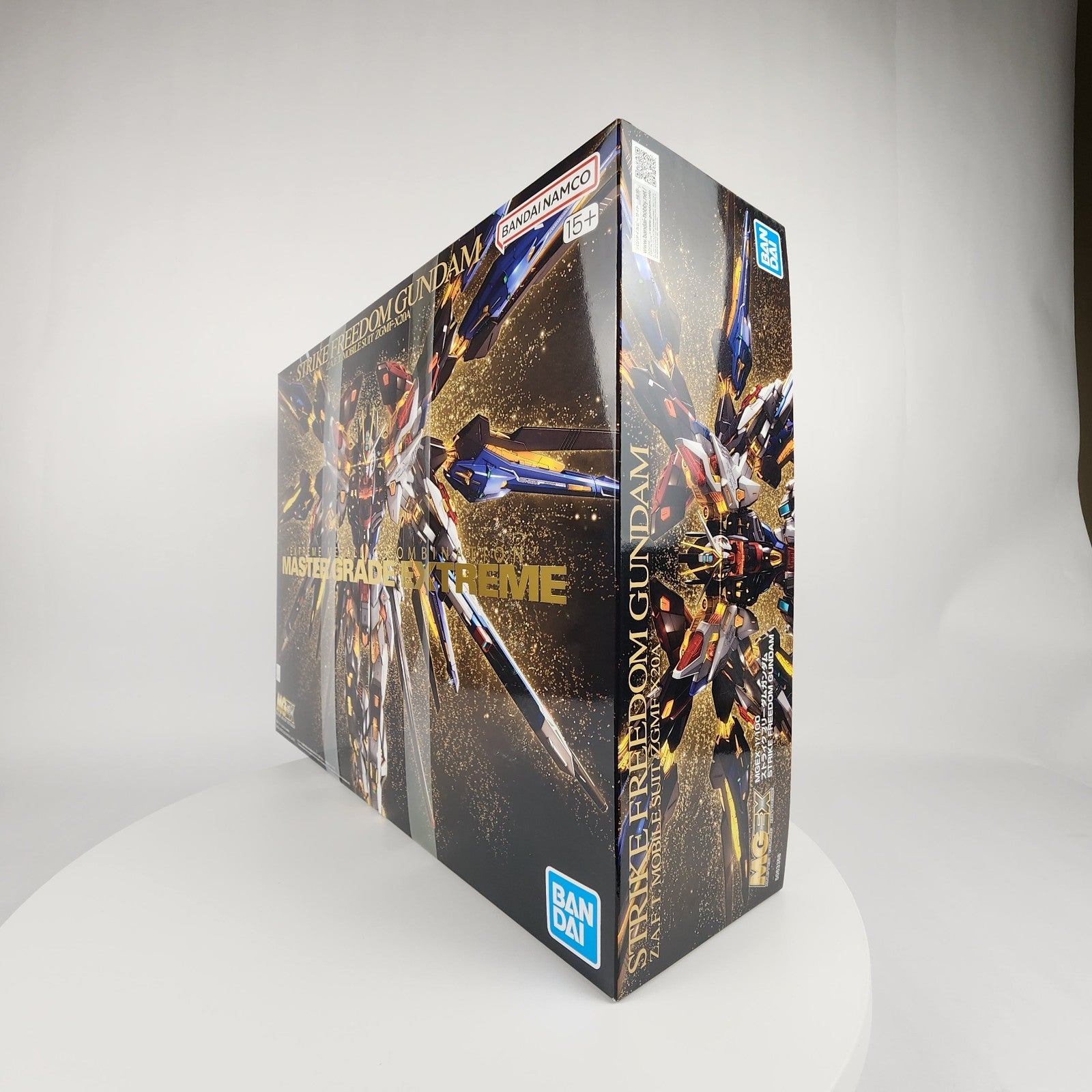 Bandai MGEX Strike Freedom Gundam 1/100 Model Kit Gundam SEED Destiny New