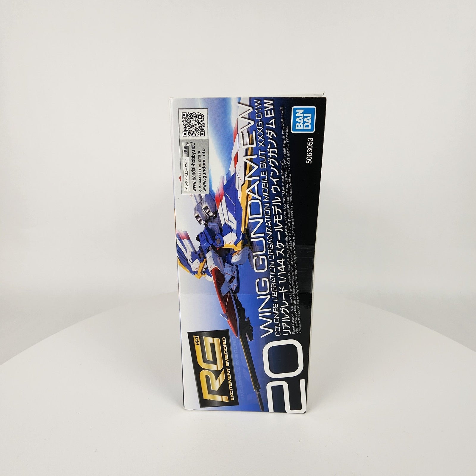 Bandai RG #20 Wing Gundam (EW) XXXG-01W 1/144 Real Grade Model Kit – New