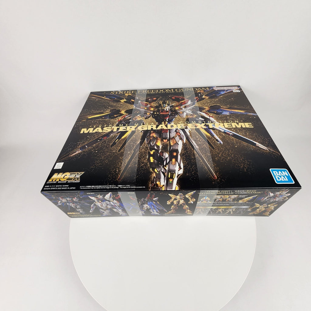 Bandai MGEX Strike Freedom Gundam 1/100 Model Kit Gundam SEED Destiny New