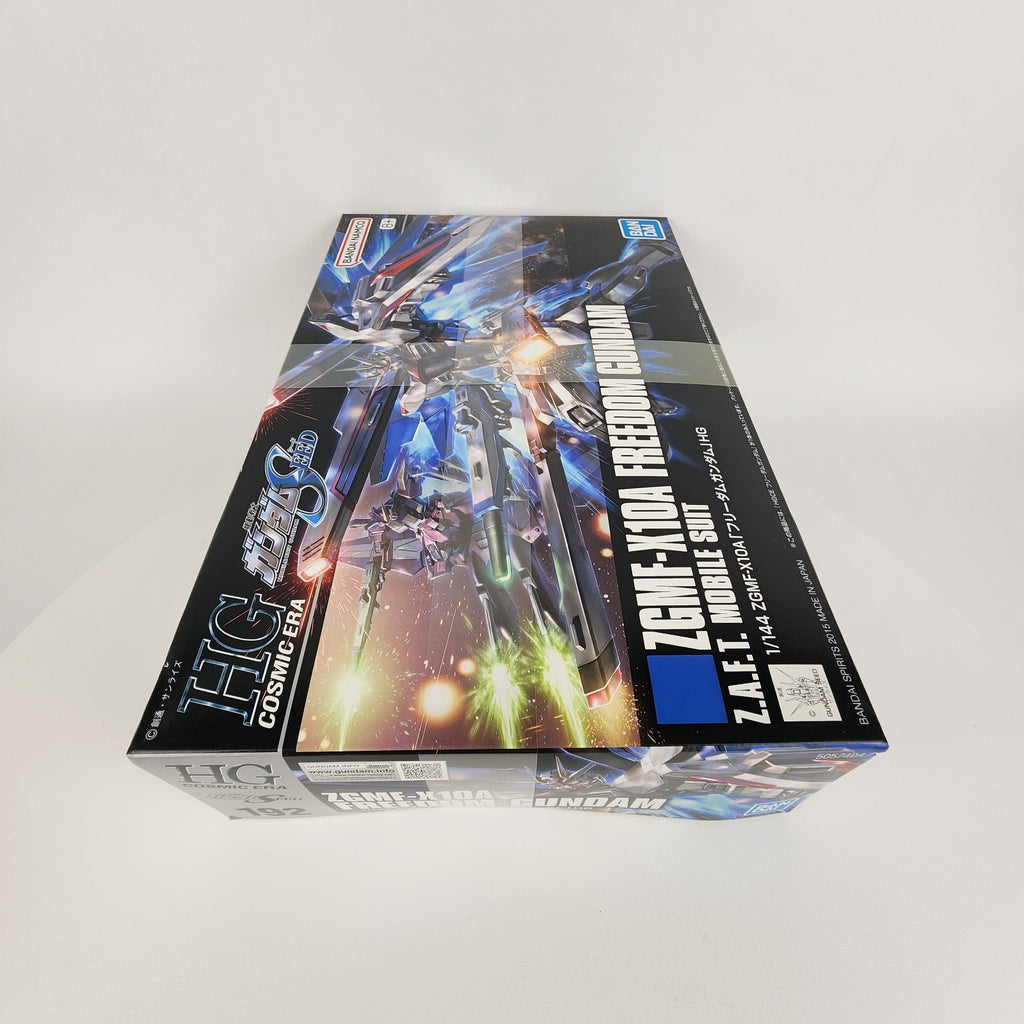 Bandai HGCE 1/144 ZGMF-X10A Freedom Gundam Model Kit SEED