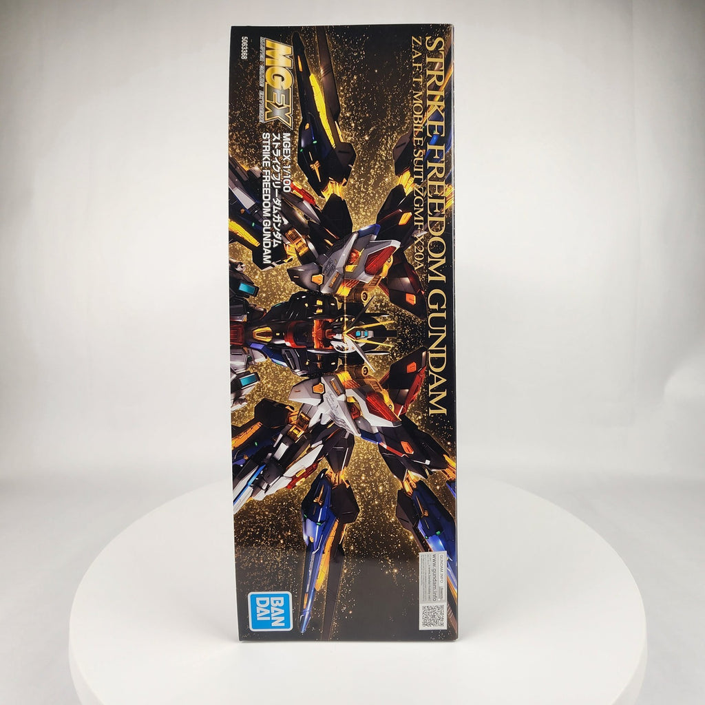 Bandai MGEX Strike Freedom Gundam 1/100 Model Kit Gundam SEED Destiny New