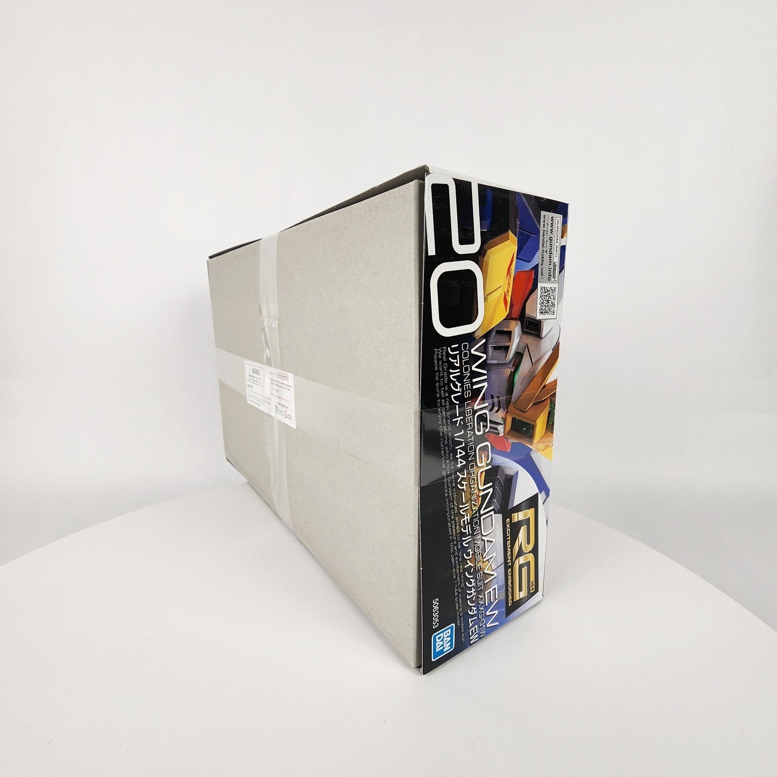 Bandai RG #20 Wing Gundam (EW) XXXG-01W 1/144 Real Grade Model Kit – New