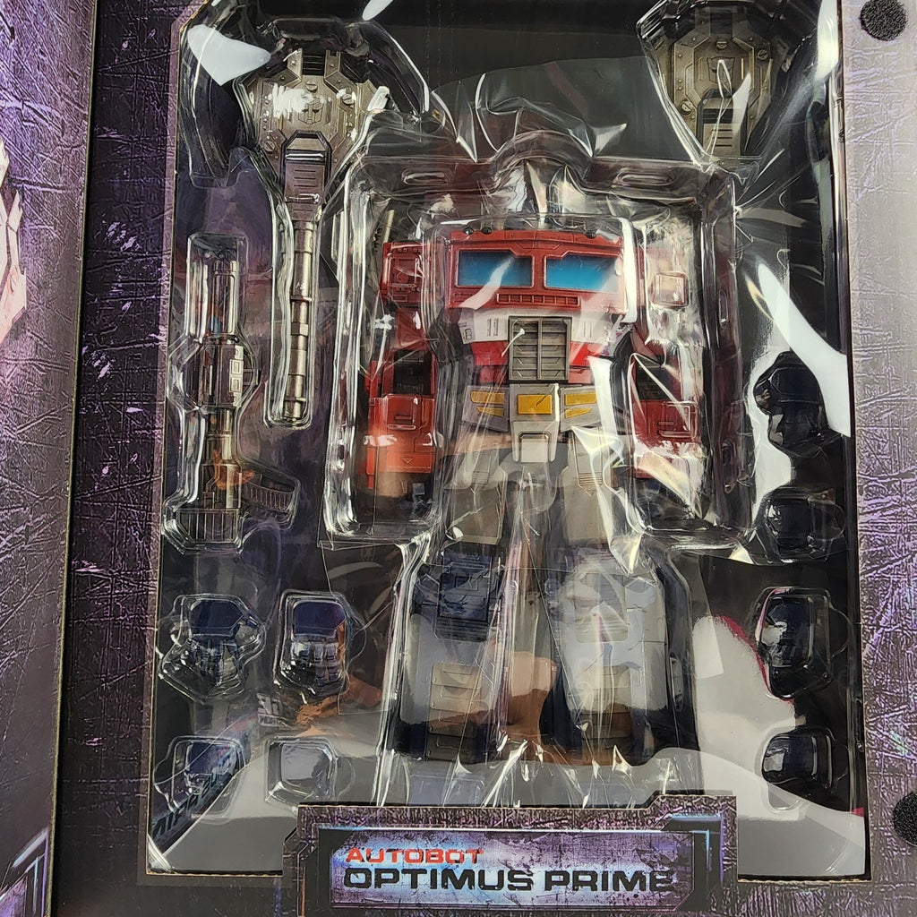 Threezero Transformers War for Cybertron Trilogy DLX Optimus Prime Figure