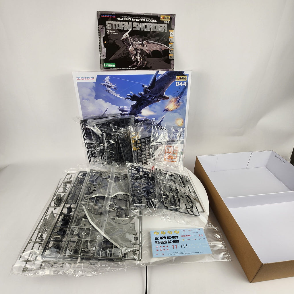 Kotobukiya Zoids HMM 044 RZ-029 Storm Sworder 1/72 Model Kit New Sealed