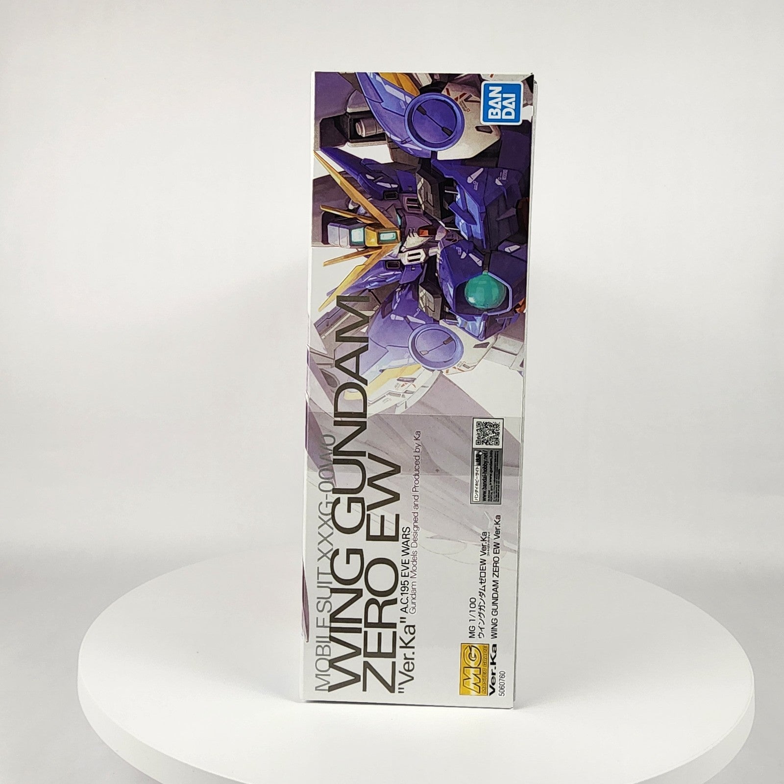 MG 1/100 Wing Gundam Zero EW Ver Ka Endless Waltz Model Kit Bandai