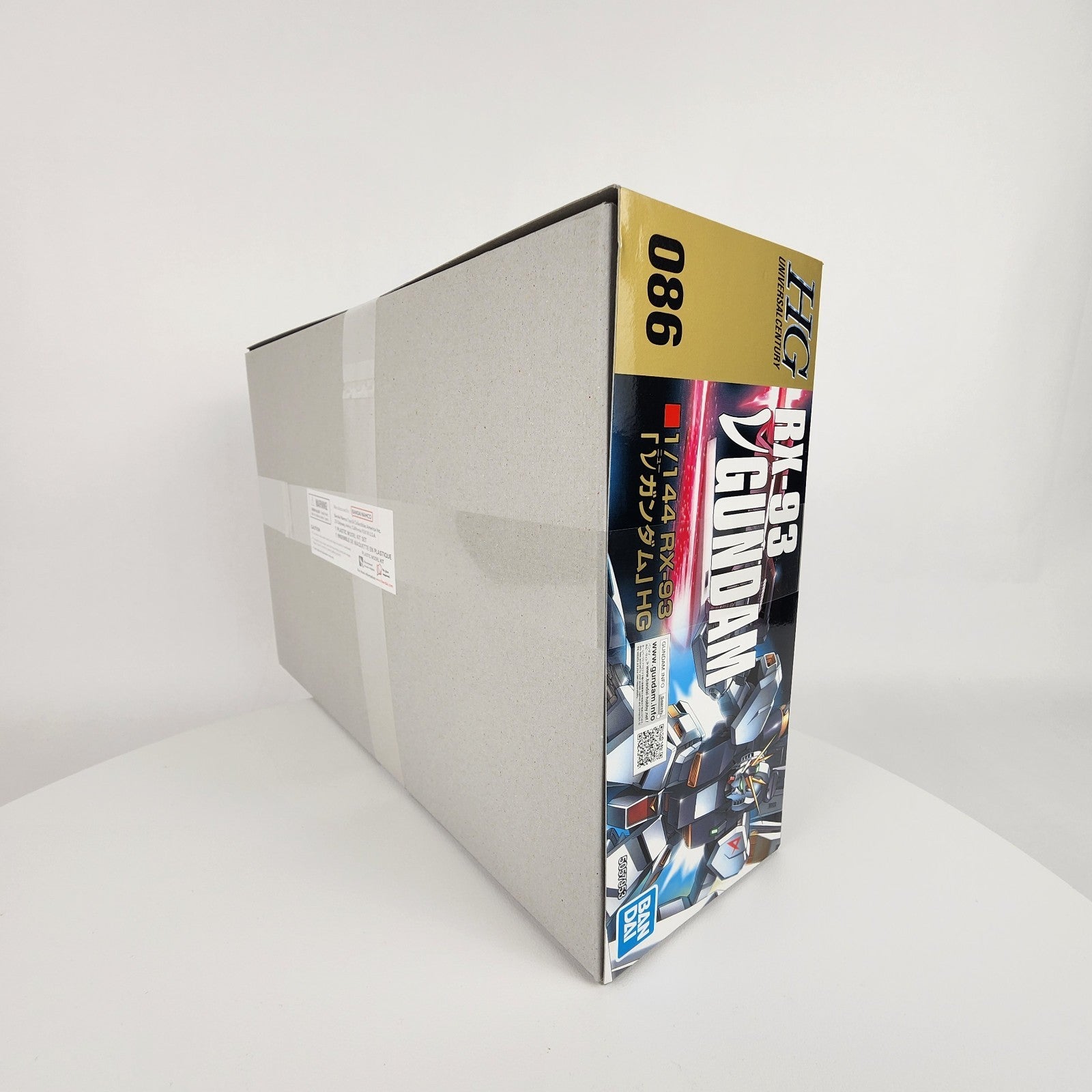 Bandai HGUC #86 RX-93 Nu Gundam 1/144 Model Kit Char’s Counterattack