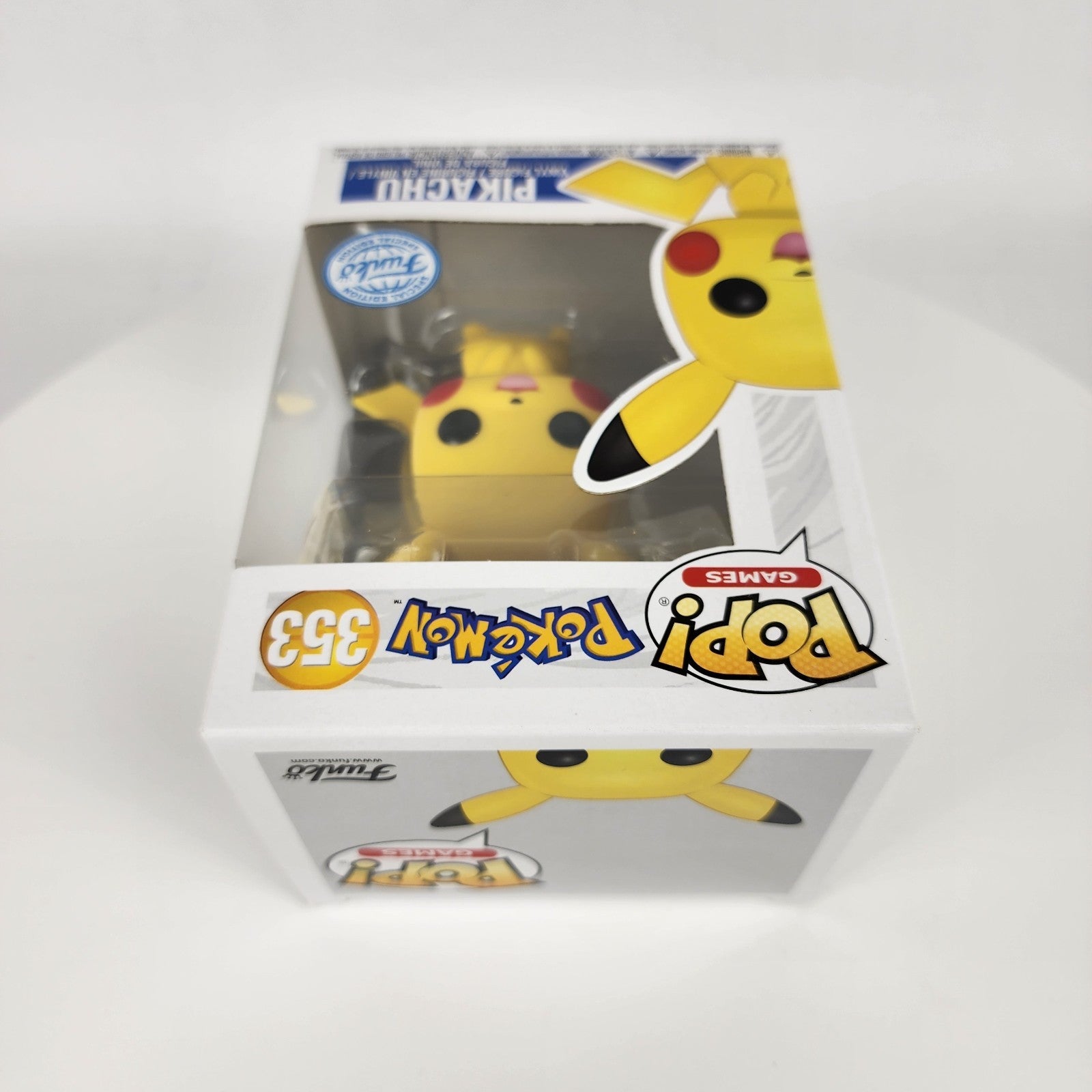 Funko Pop Games Pokémon Pikachu #353 Special Edition Vinyl Figure New