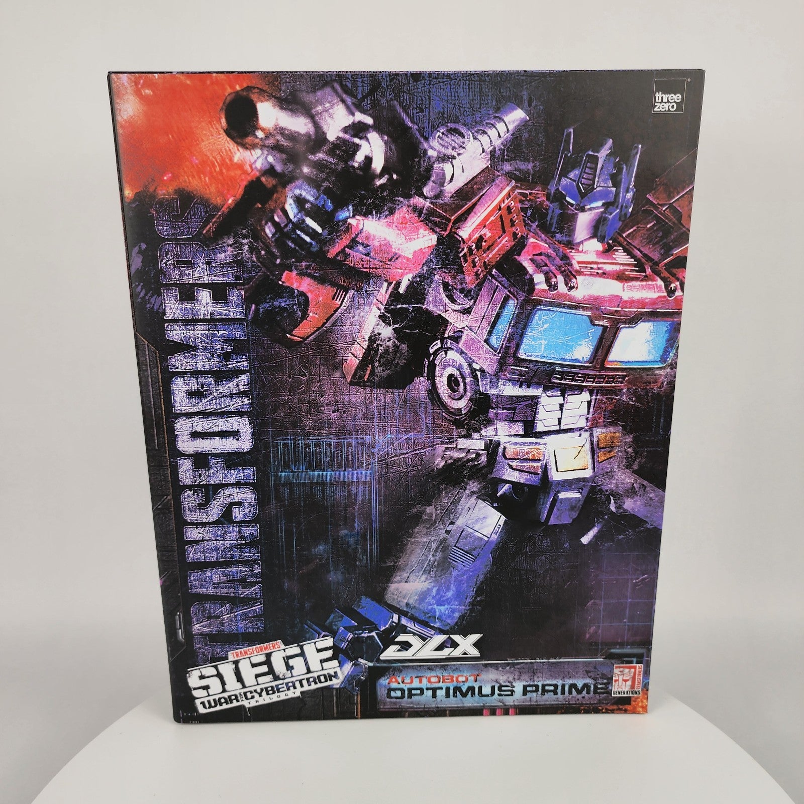 Threezero Transformers War for Cybertron Trilogy DLX Optimus Prime Figure