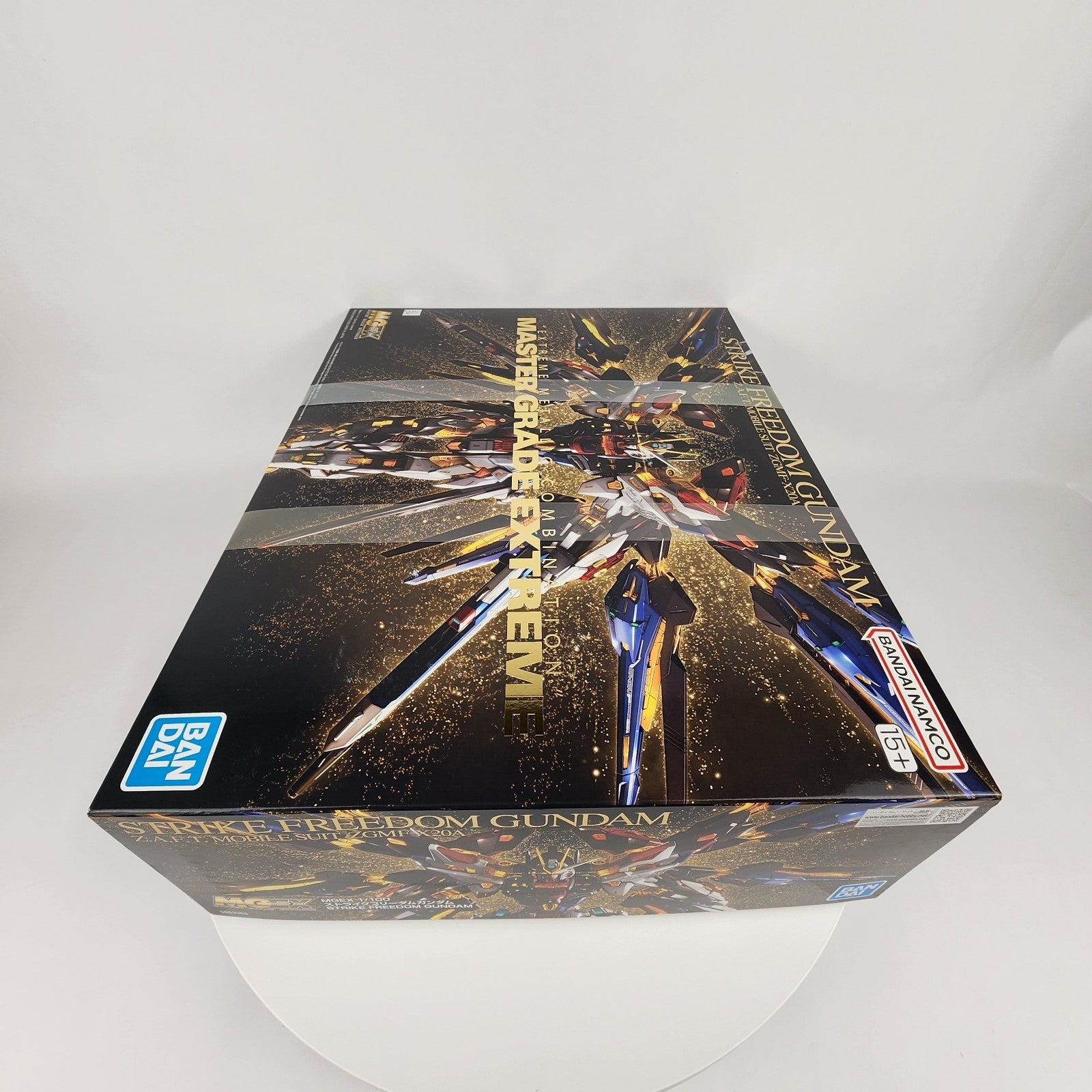 Bandai MGEX Strike Freedom Gundam 1/100 Model Kit Gundam SEED Destiny New