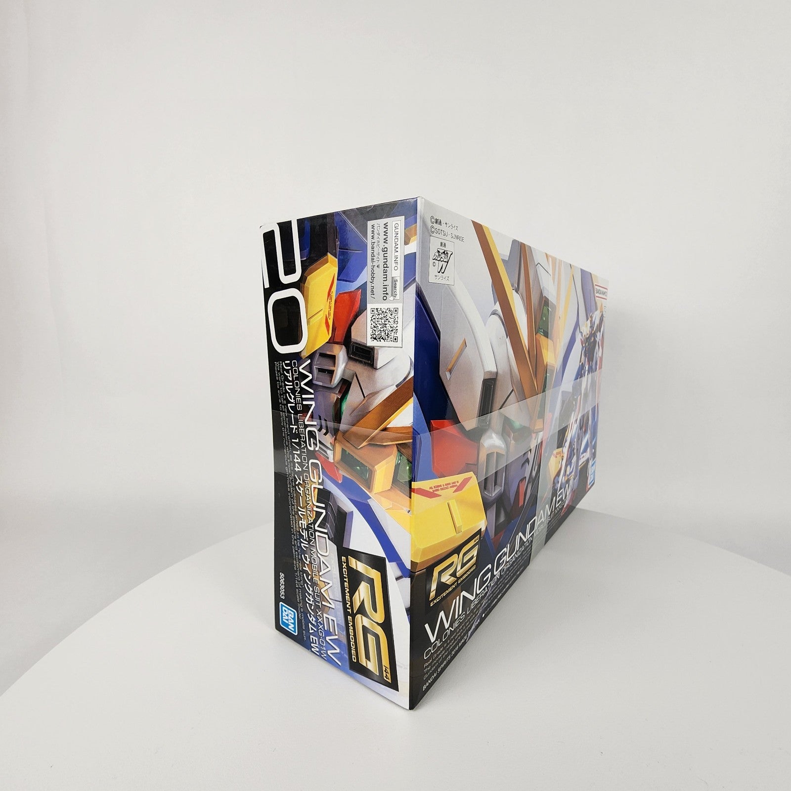 Bandai RG #20 Wing Gundam (EW) XXXG-01W 1/144 Real Grade Model Kit – New