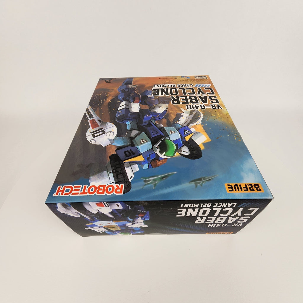 B2Five Robotech VR-041H Saber Cyclone Lance Belmont 1/28 Scale Figure New Sealed