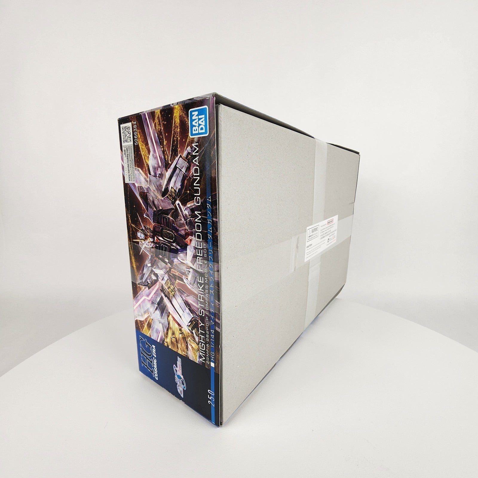 Bandai HG Mighty Strike Freedom Gundam 1/144 Model Kit SEED Freedom