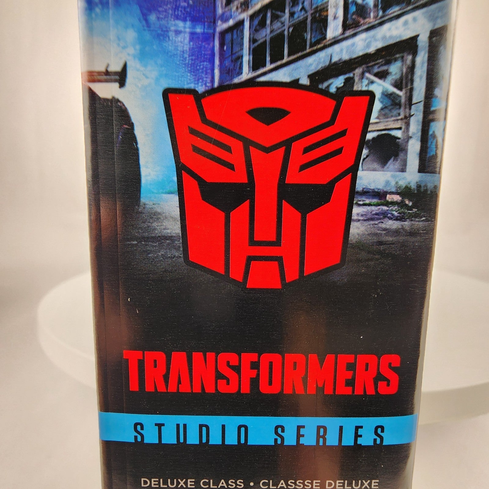 Transformers Studio Series Deluxe Barricade The Last Knight New Sealed Box Wear