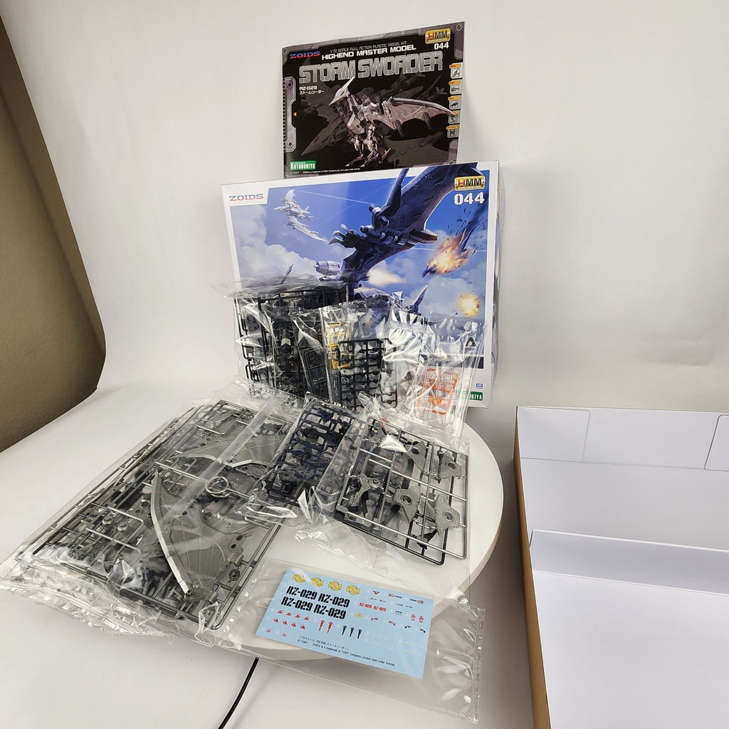 Kotobukiya Zoids HMM 044 RZ-029 Storm Sworder 1/72 Model Kit New Sealed