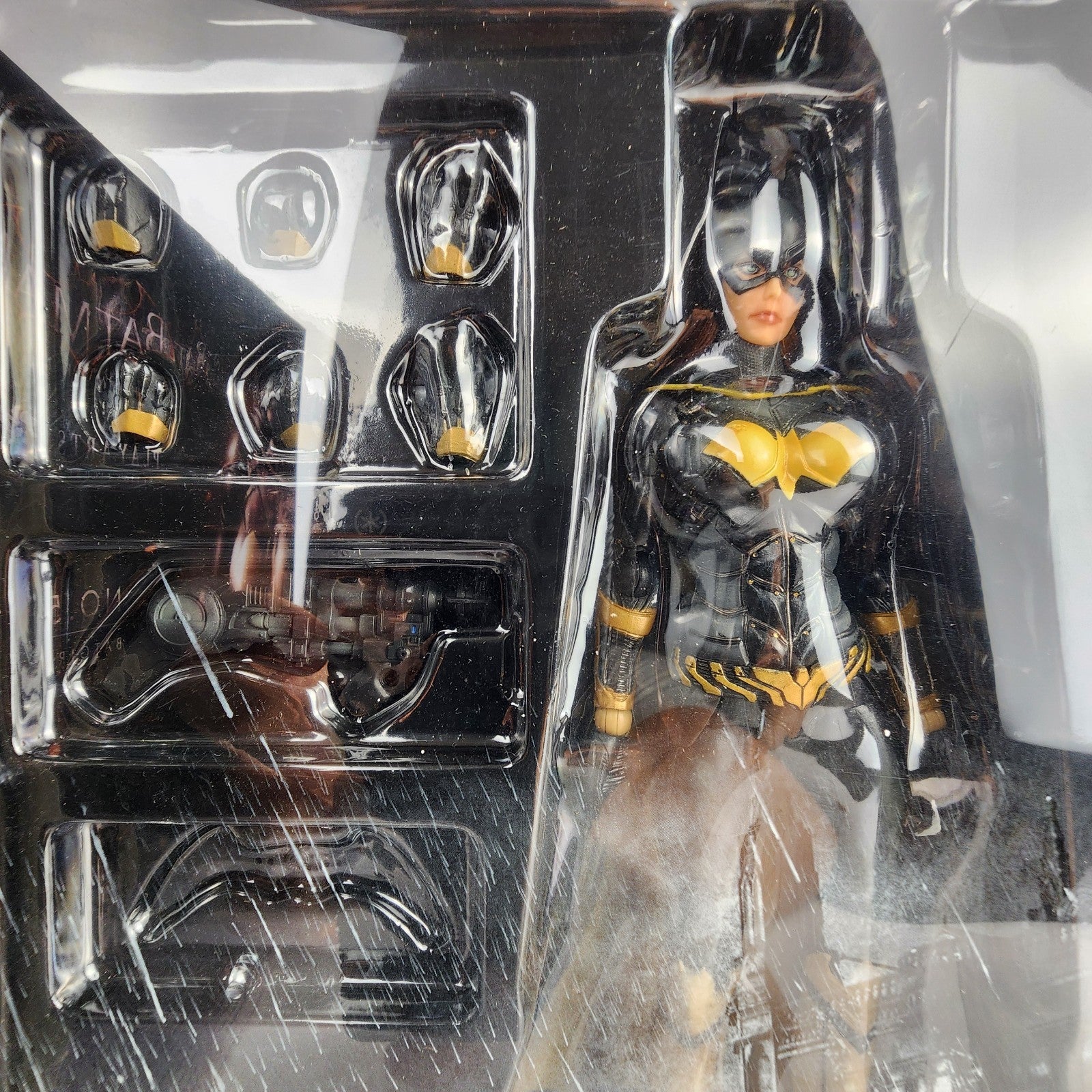 Batman Arkham Knight Batgirl Play Arts Kai Action Figure No.5 Square Enix