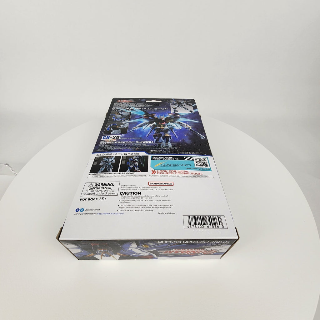 Bandai Gundam GU-28 Strike Freedom ZGMF-X20A Figure SEED Destiny NEW
