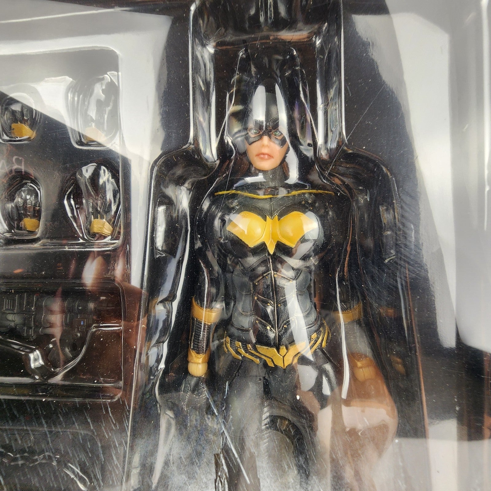 Batman Arkham Knight Batgirl Play Arts Kai Action Figure No.5 Square Enix